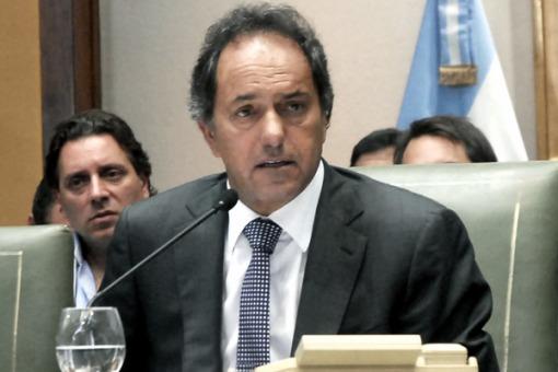 Scioli pidió un «impasse» en las donaciones