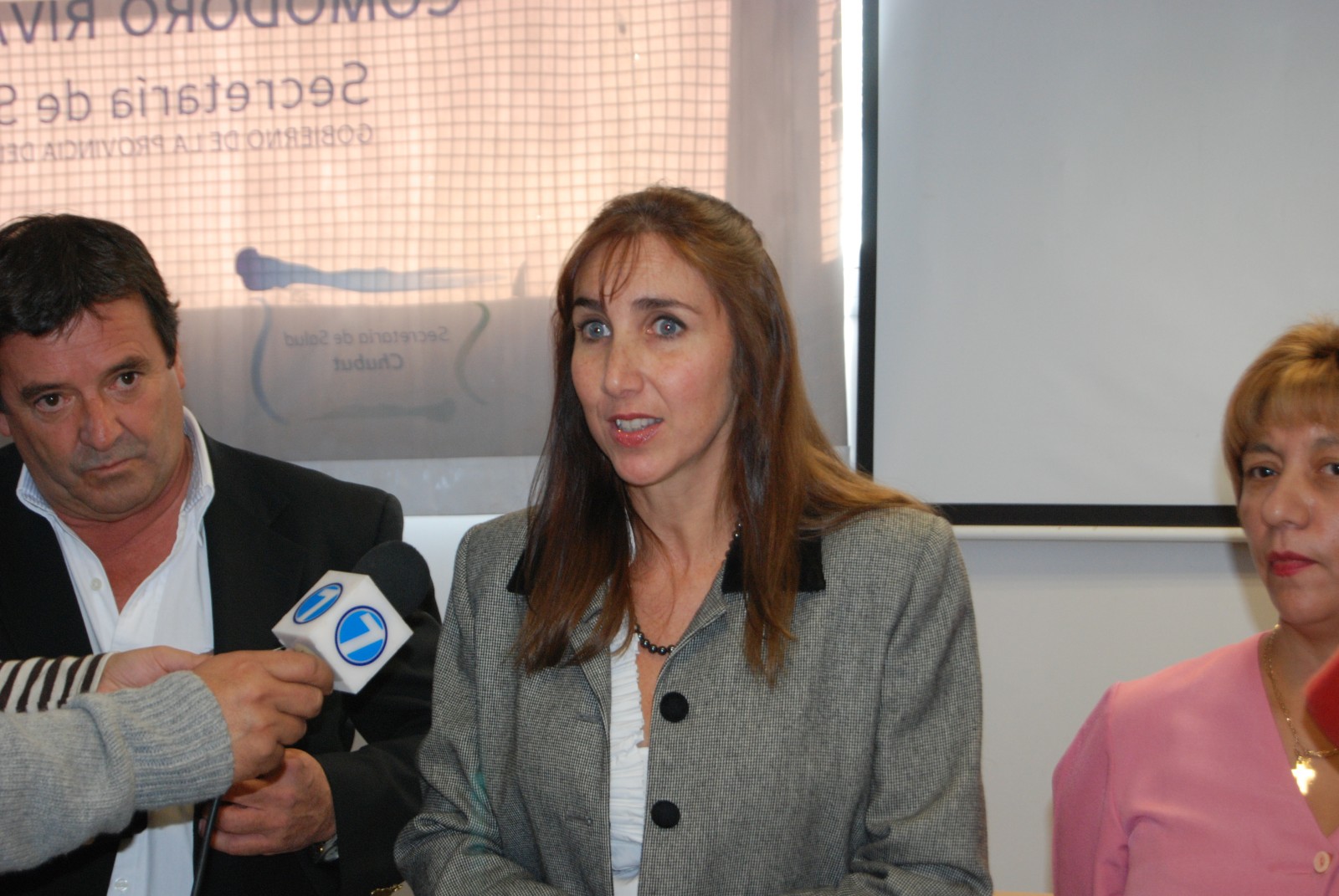 Trabajan en el ordenamiento del Hospital Regional