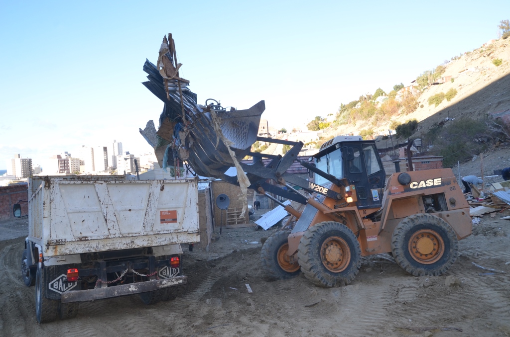 Operativo de desalojo en el Rincón del Diablo