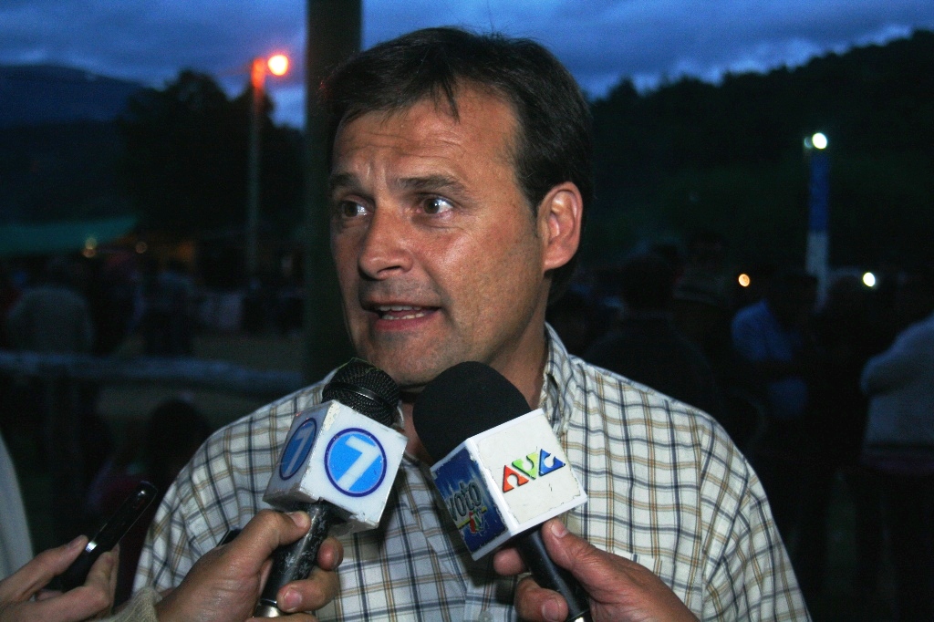 Para Mac Karthy, es un tema cerrado su candidatura