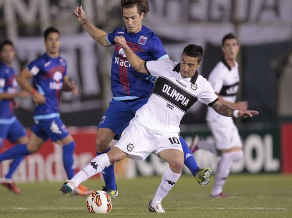 Tigre perdió 2-0 con Olimpia en Asunción
