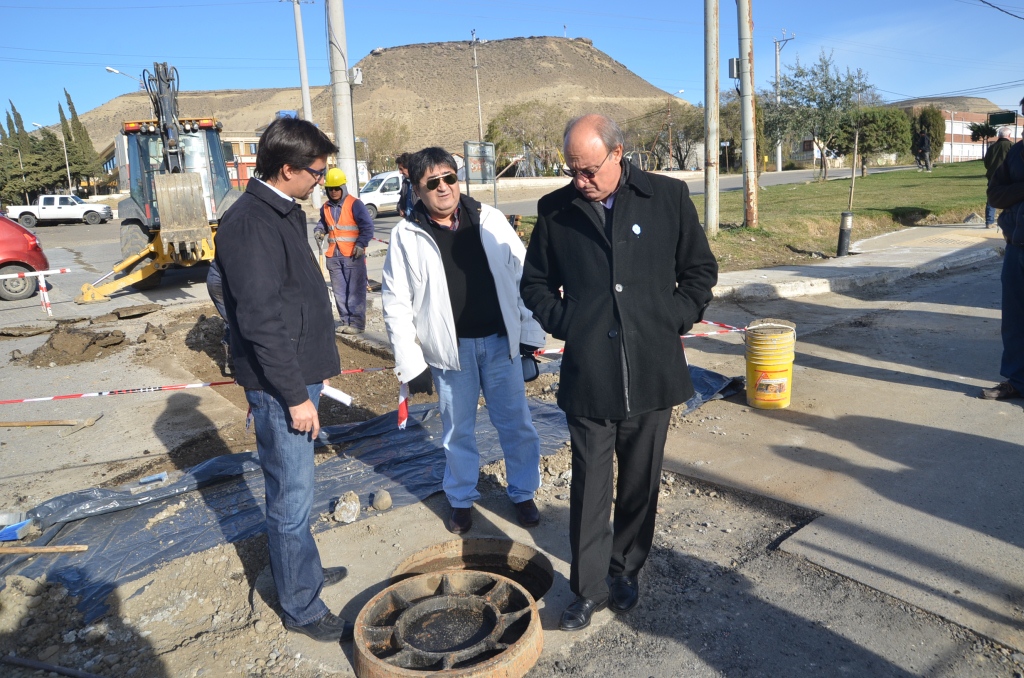 Inauguran drenaje para evitar inundaciones en KM. 3