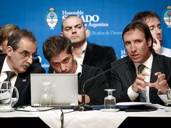 Blanqueo: Récord de fuga de dinero en abril