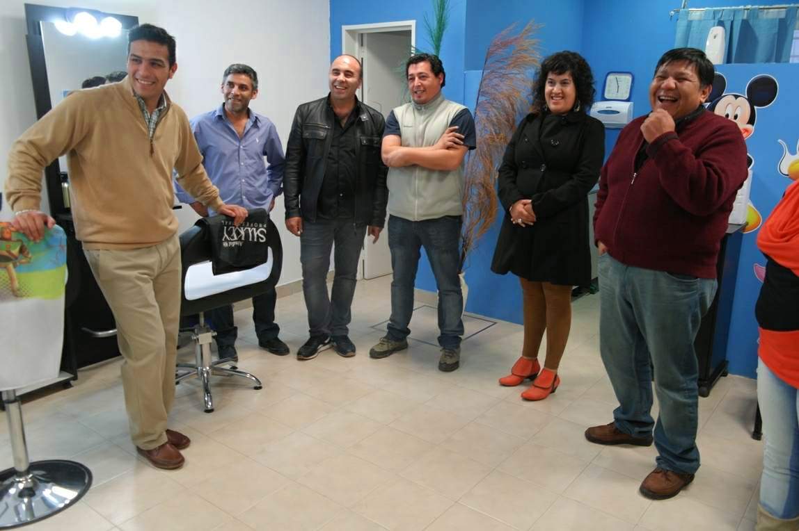 ‘Loma’ Ávila inauguró nuevos servicios para su gremio en Sarmiento