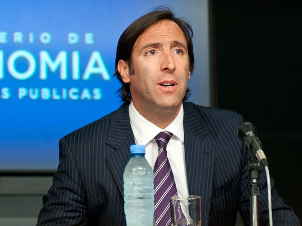 «El dólar no le importa a nadie», aseguró Lorenzino