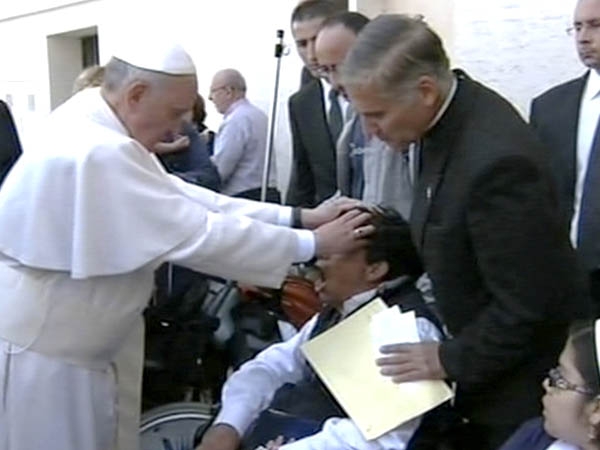 El Vaticano negó el «exorcismo» del Papa