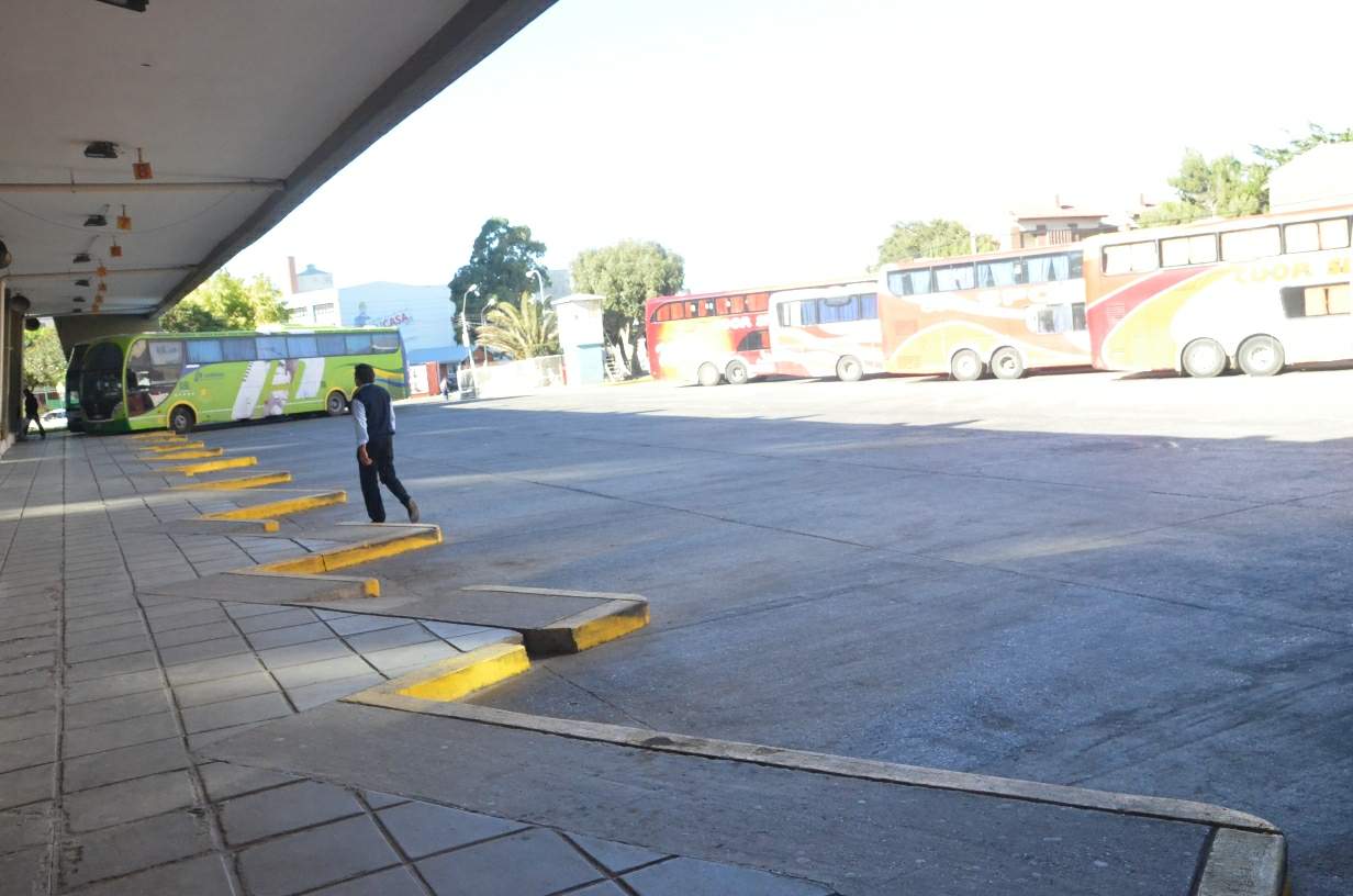 Sin una respuesta el paro de la UTA se extendería hasta el lunes