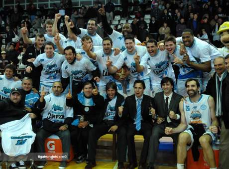 De la mano de un comodorense, Regatas ganó la LNB