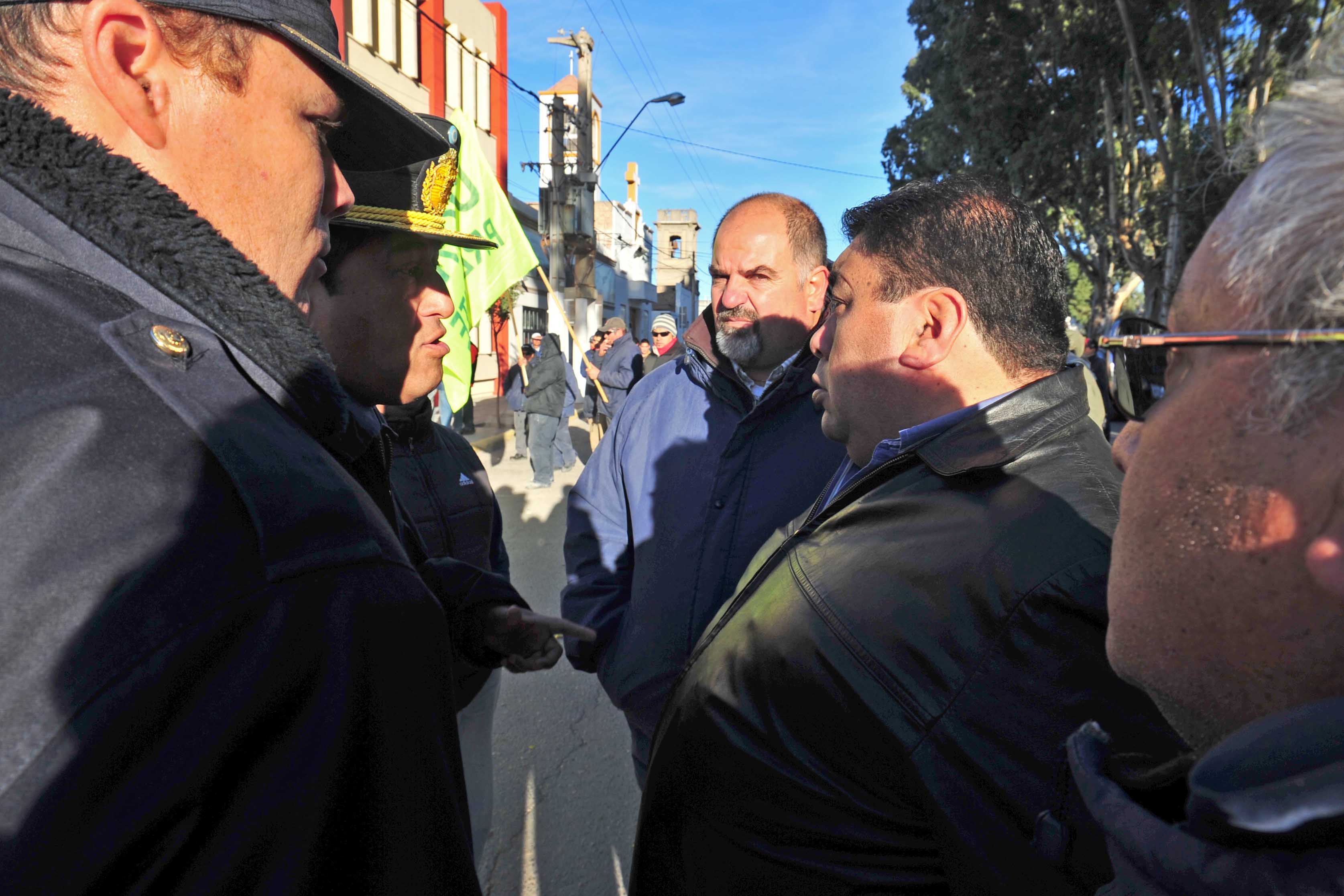 Madryn: Manifestación de UOCRA por obras de Nación