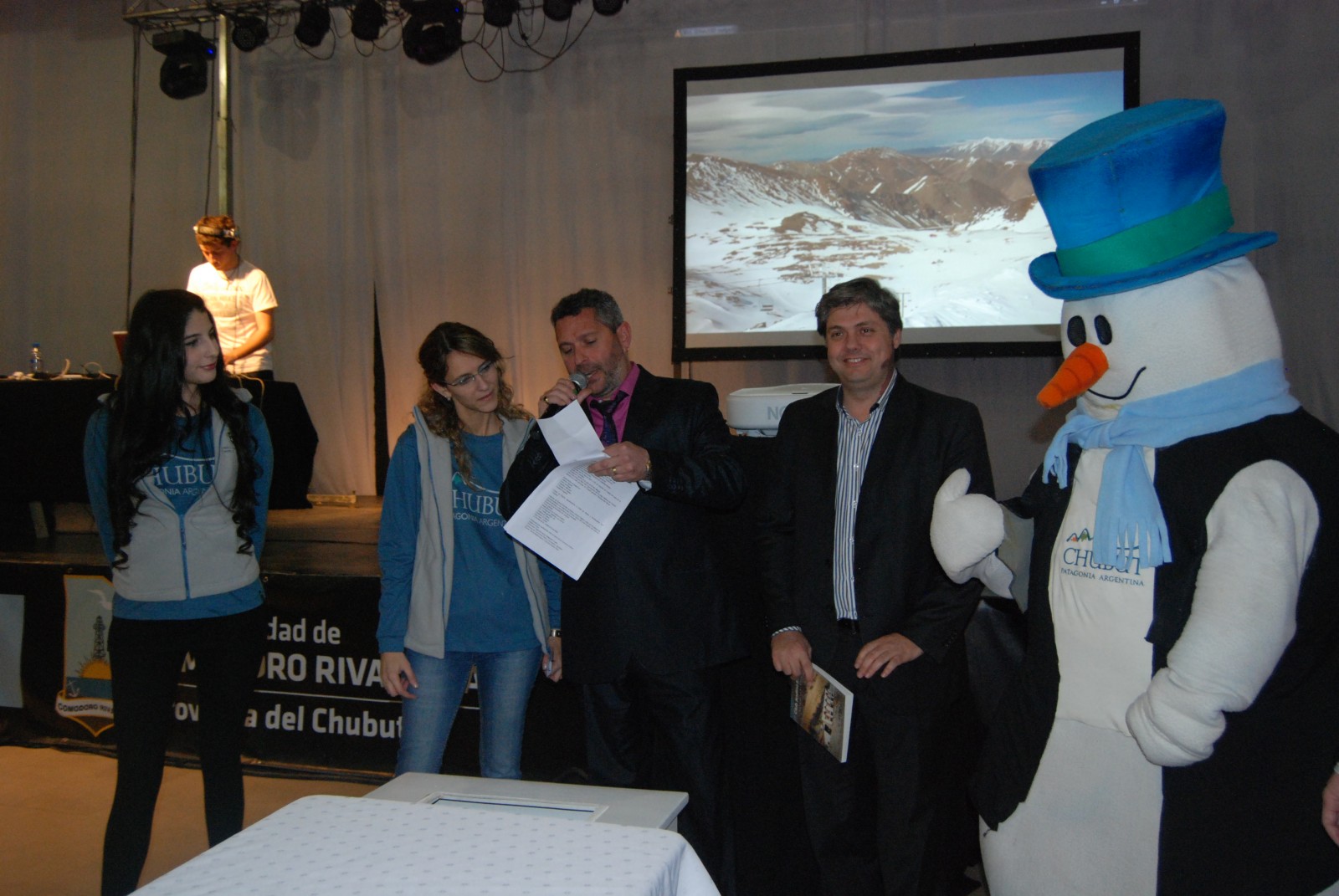 Presentaron la temporada de La Hoya en Comodoro