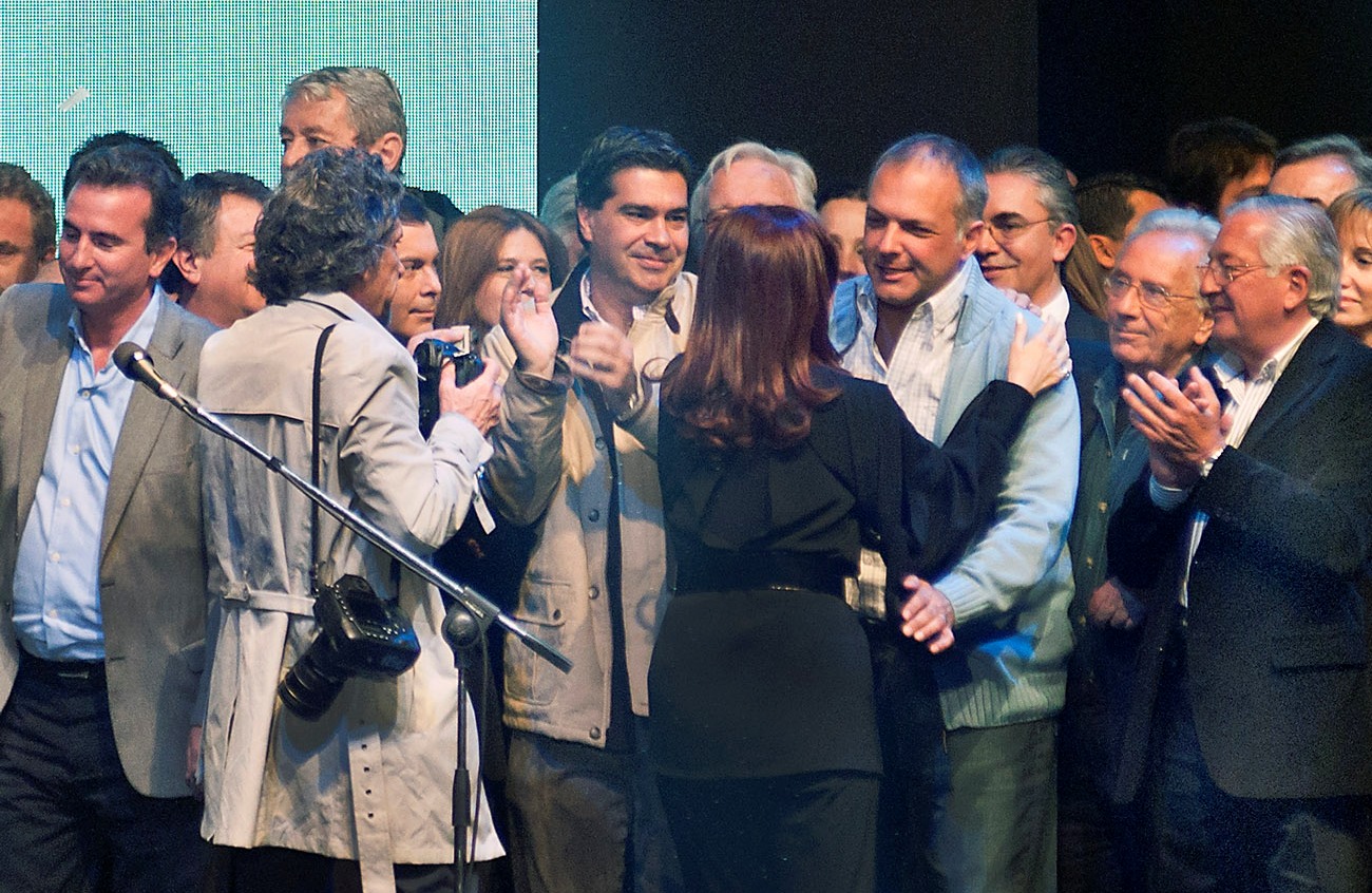 Buzzi: “La oposición es un rejunte de egos”