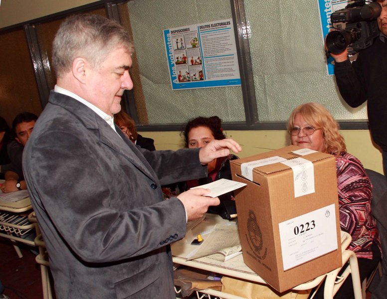 En el dasnevismo dicen que hay ‘proscripción’