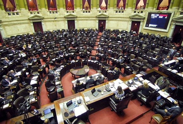 Aprobaron la fertilización asistida