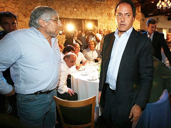 Moyano: «CFK quiere destituir a Scioli para que asuma Mariotto»