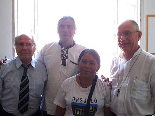 Pérez Esquivel y líder qom llevaron al Papa denuncia por persecución