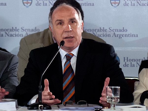 Lorenzetti podría denunciar a la AFIP por extorsión