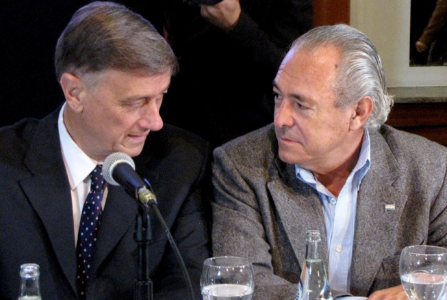 Presidente de la UCR: «Caputo es un conchudo»