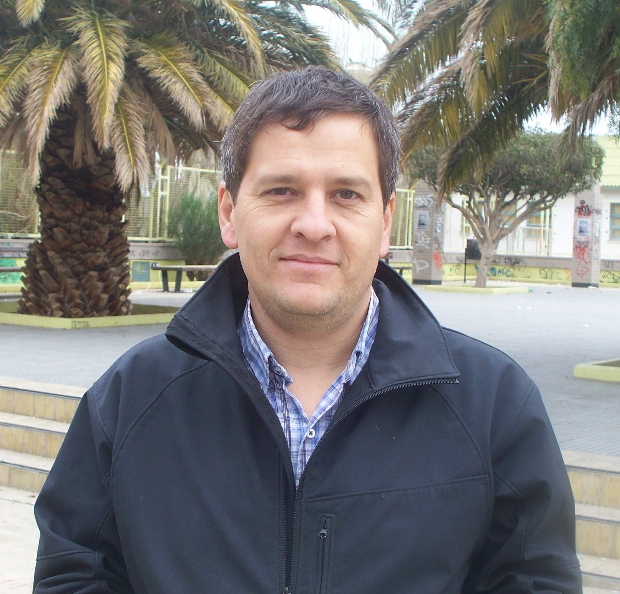 Acevedo fustigó a Petersen por la megaminería