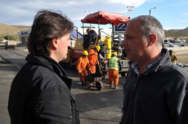 Buzzi preside el acto aniversario de Rada Tilly