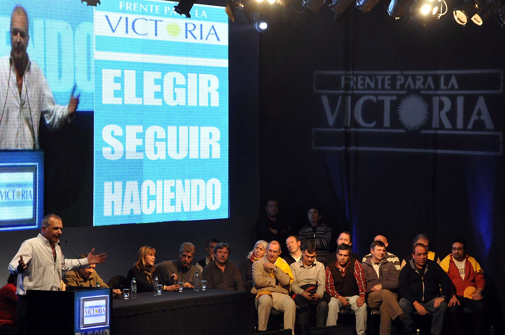 Buzzi pidió dos diputados para CFK