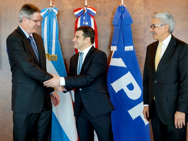 Luego del decreto Chevron, el Gobierno espera un «boom del petróleo»