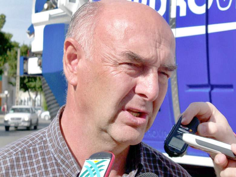 Rafael Williams denunció que Torres Otarola donó hasta su ropa interior