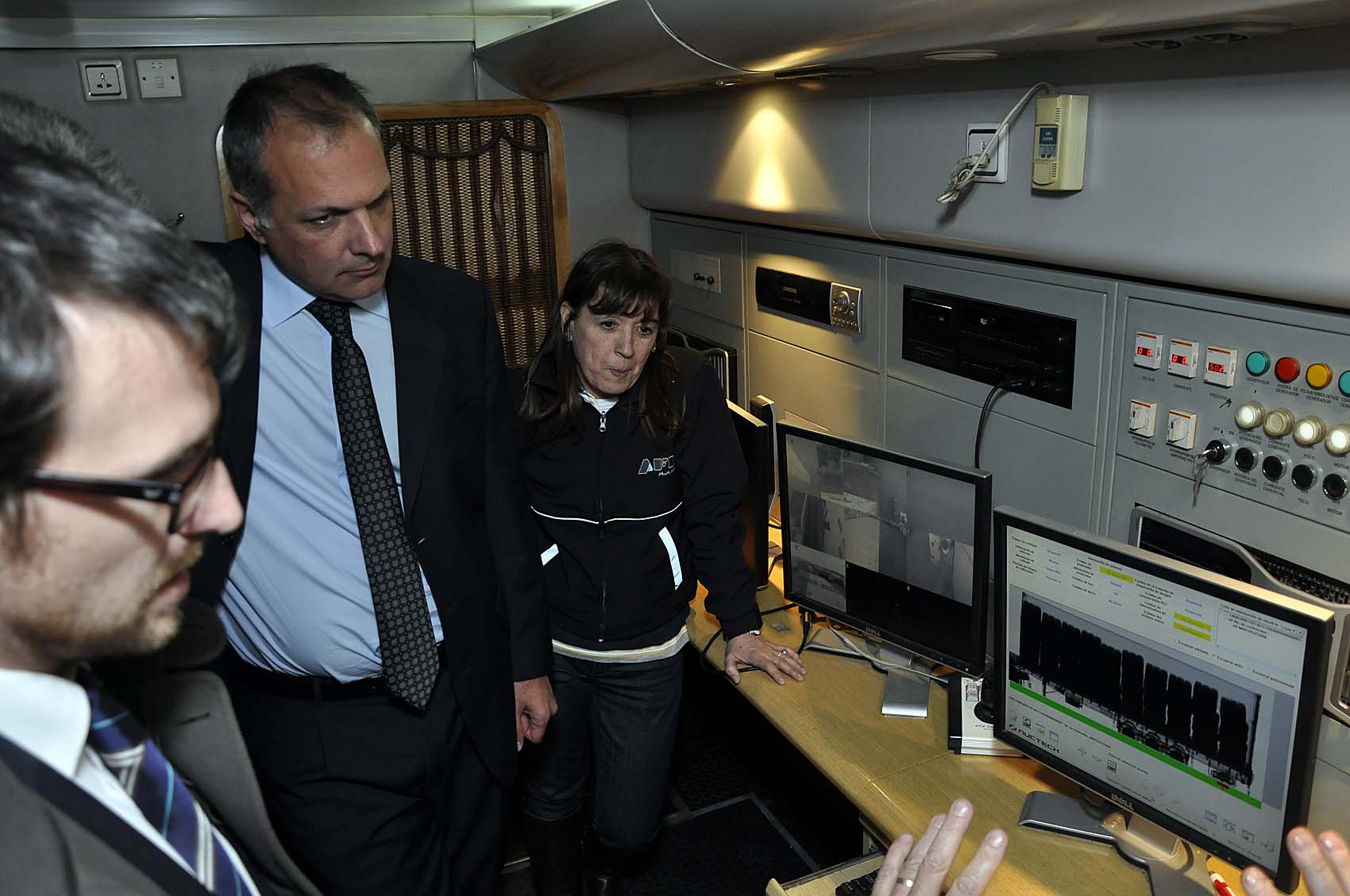 Buzzi supervisó el escáner móvil de Madryn