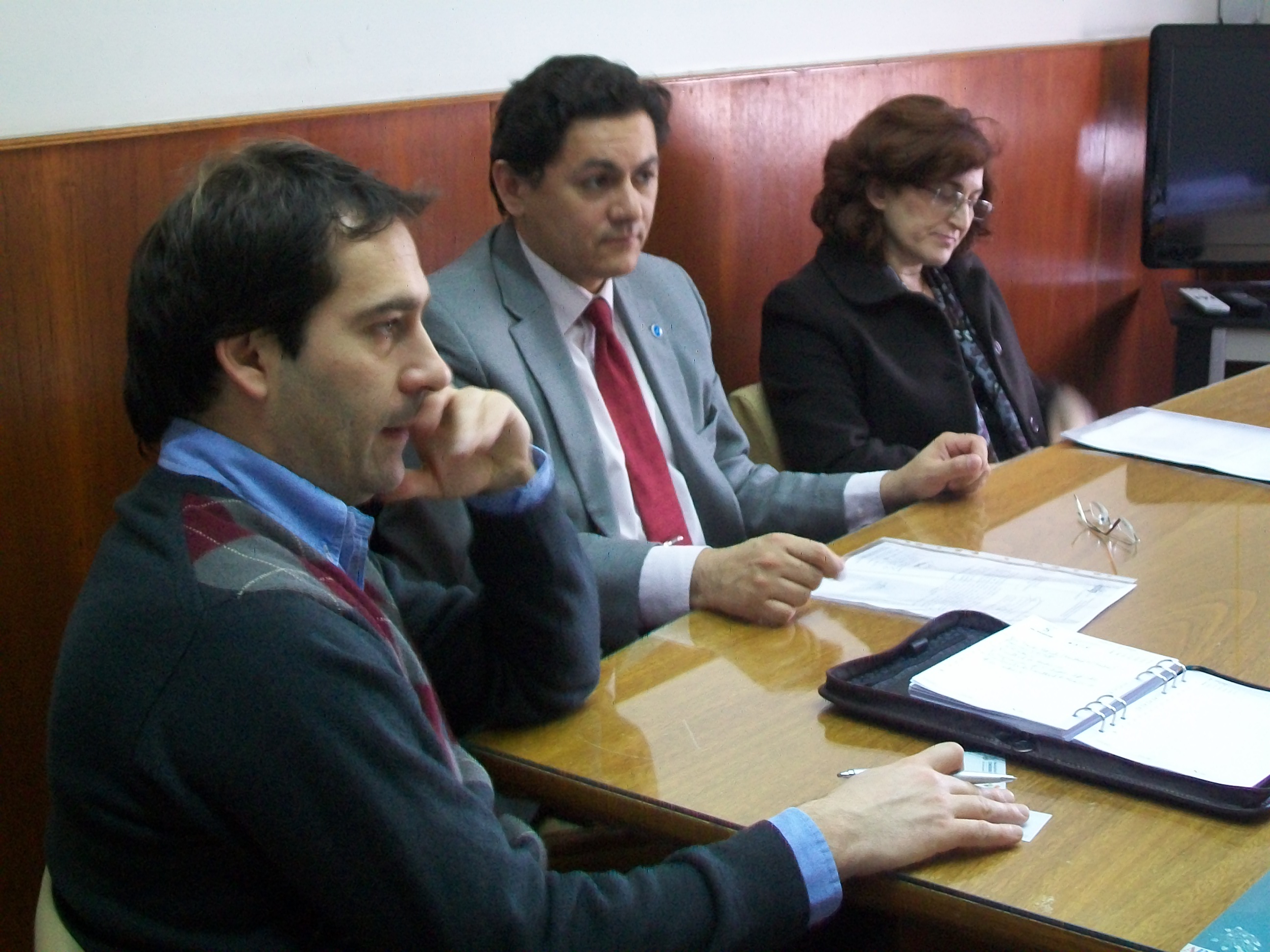 Genini presentó en el Concejo la carrera de Medicina