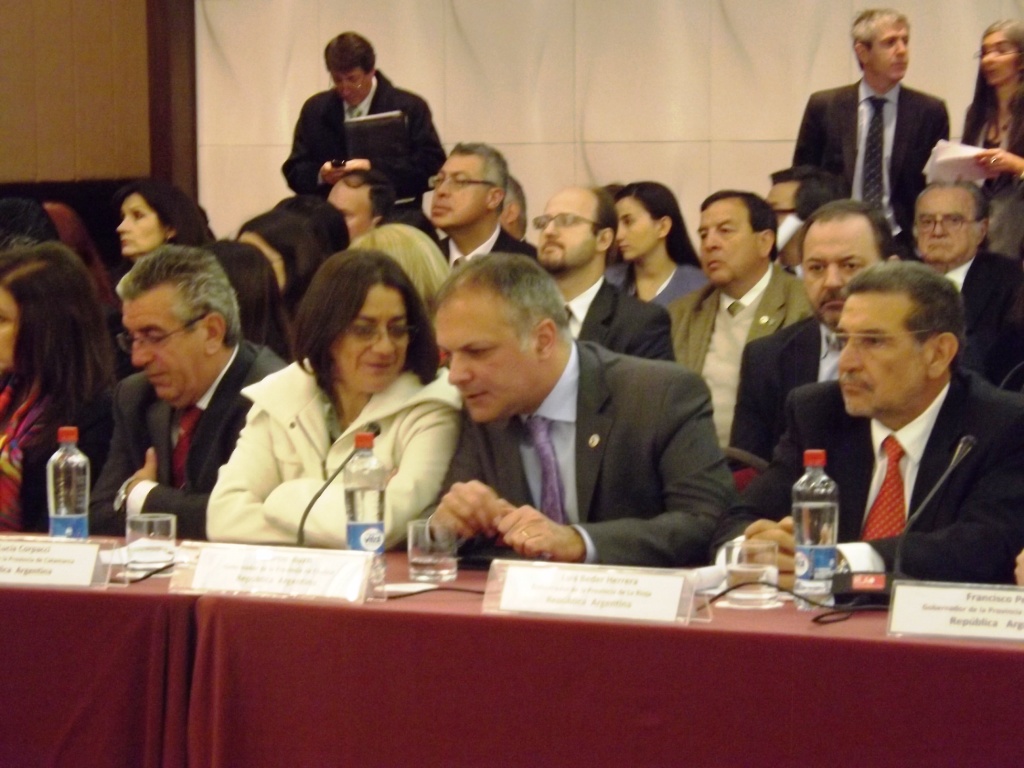 Buzzi participó en Chile de un encuentro Binacional