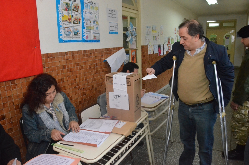 El Viceintendente cumplió su obligación cívica