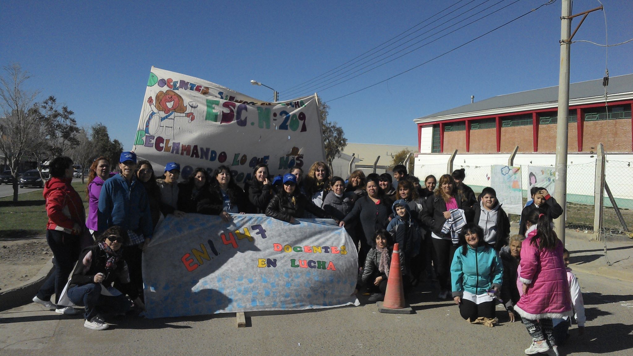 Intiman a los docentes a justificar los días no trabajados