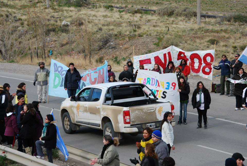 La policía no dejará que los docentes corten las rutas