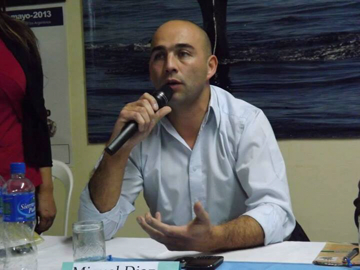 «Coné» Díaz llega a Puelo convocado por «MUCHOS»