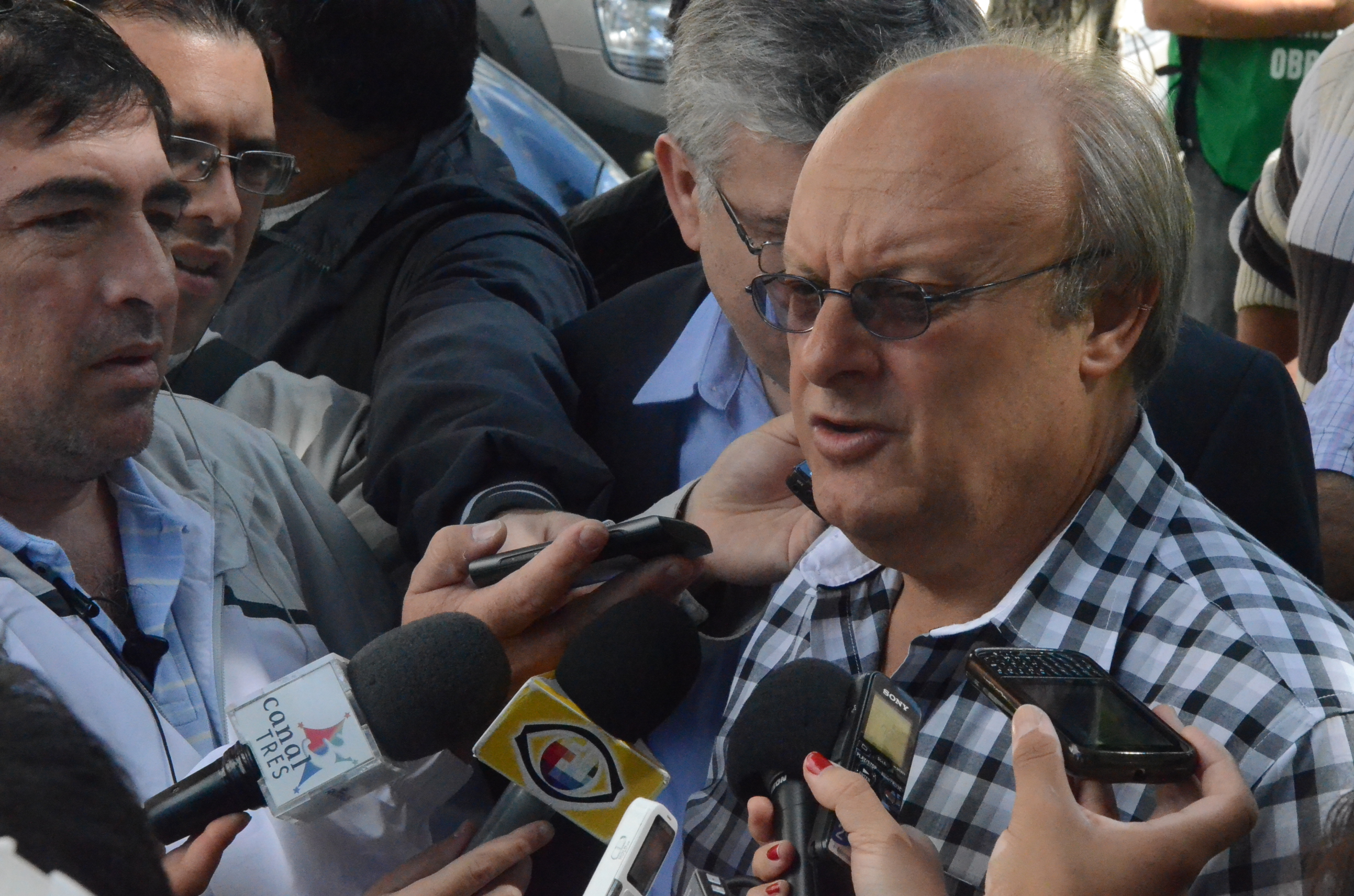 Di Pierro: «Nos estamos cansando de PAE»