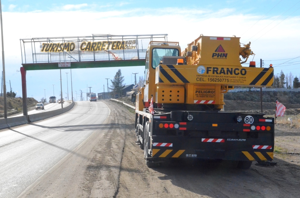 Levantaron el puente peatonal de barrio Industrial