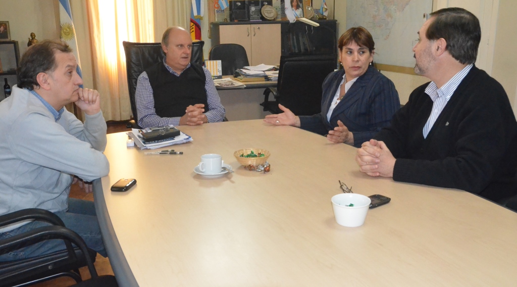 Di Pierro preocupado por el estado del Hospital Regional