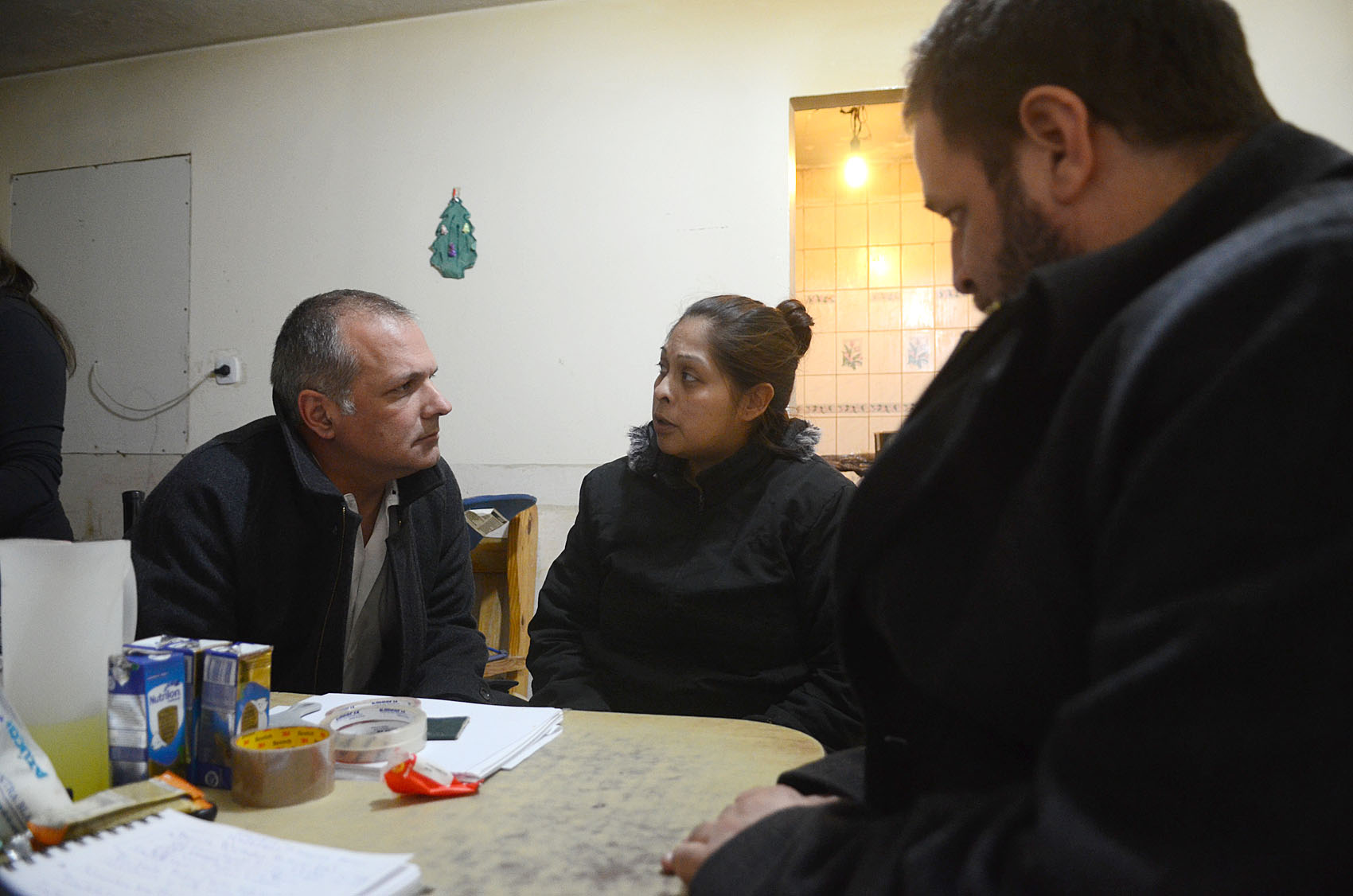 Buzzi visitó a la mamá de Yasmín en su hogar