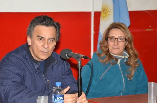 Cobos y Sanz llegan para apoyar a candidatos de la UCR