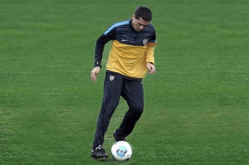 Riquelme entrenó y Gigliotti iría por Blandi