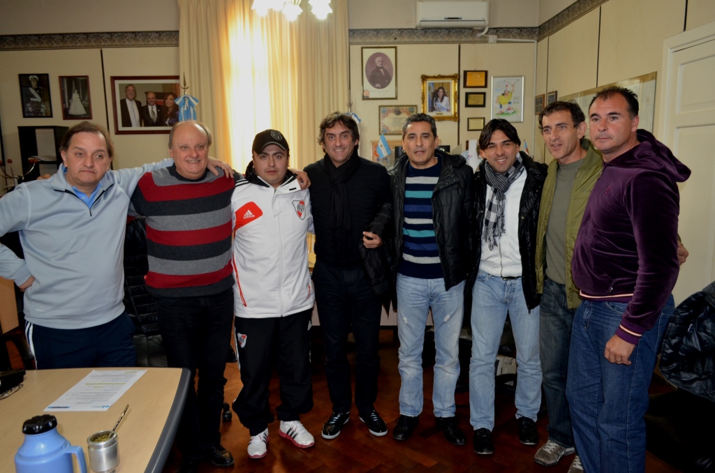 Las Glorias de River visitaron el municipio