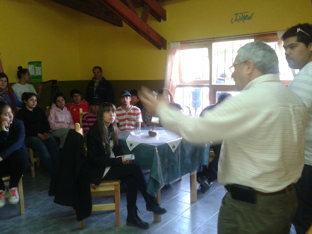 Auspicioso encuentro de la juventud en Corcovado