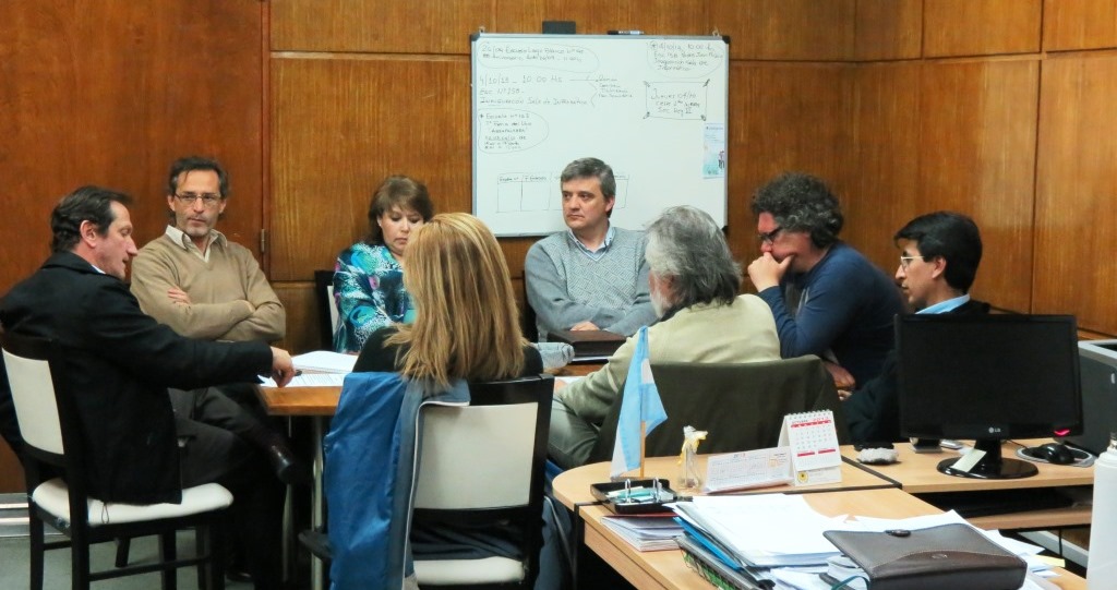 Sin acuerdo, los docentes vuelven a las rutas