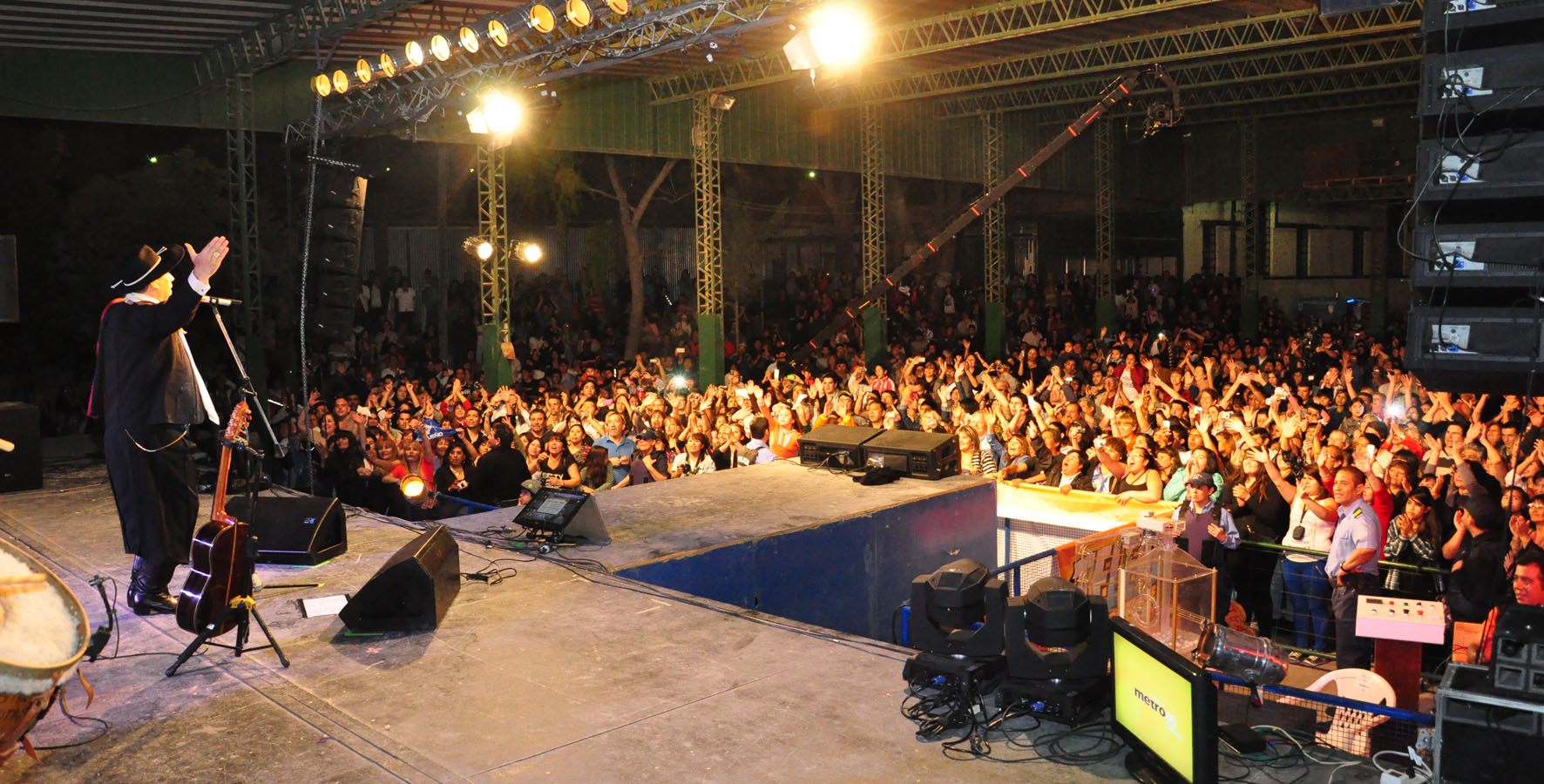 Una multitud siguió el Telebingo Extraordinario en Trelew