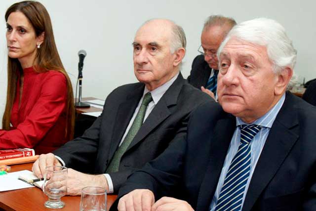 La fiscalía pidió seis años de prisión para De la Rúa