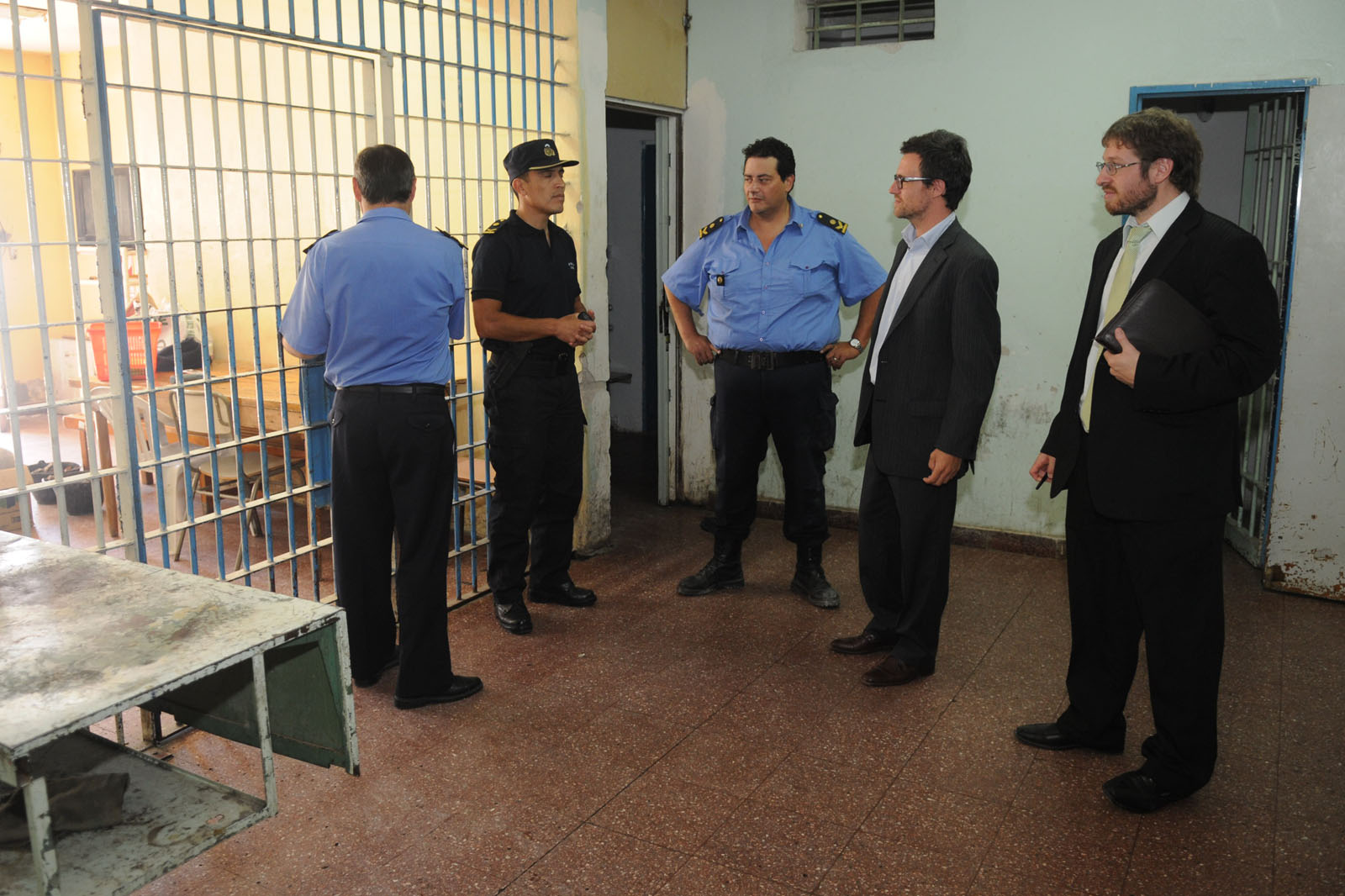 Tres comisarías no están aptas para alojar detenidos