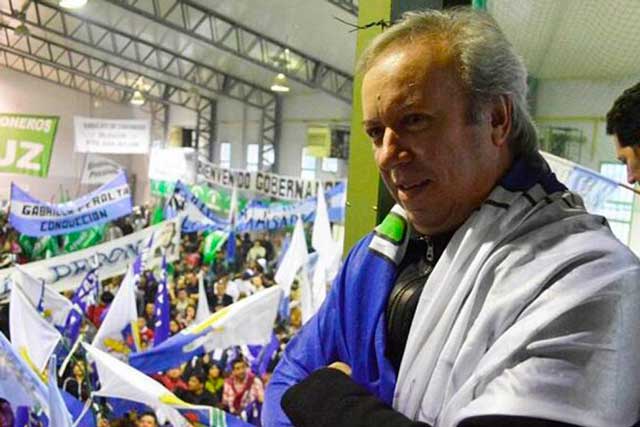 Denuncian que Peralta «está saqueando al Estado»