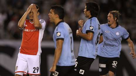 A River le volvió a caer mal la ‘B’