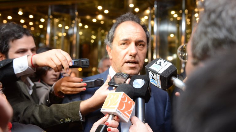 Scioli: “CFK reaparecerá en pocos días más para una inauguración”