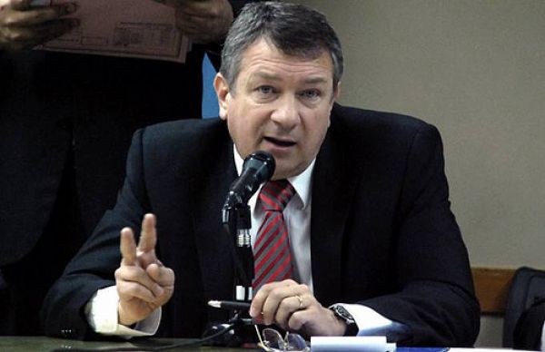 Yauhar lleva a la justicia a Lanata y Canal 13