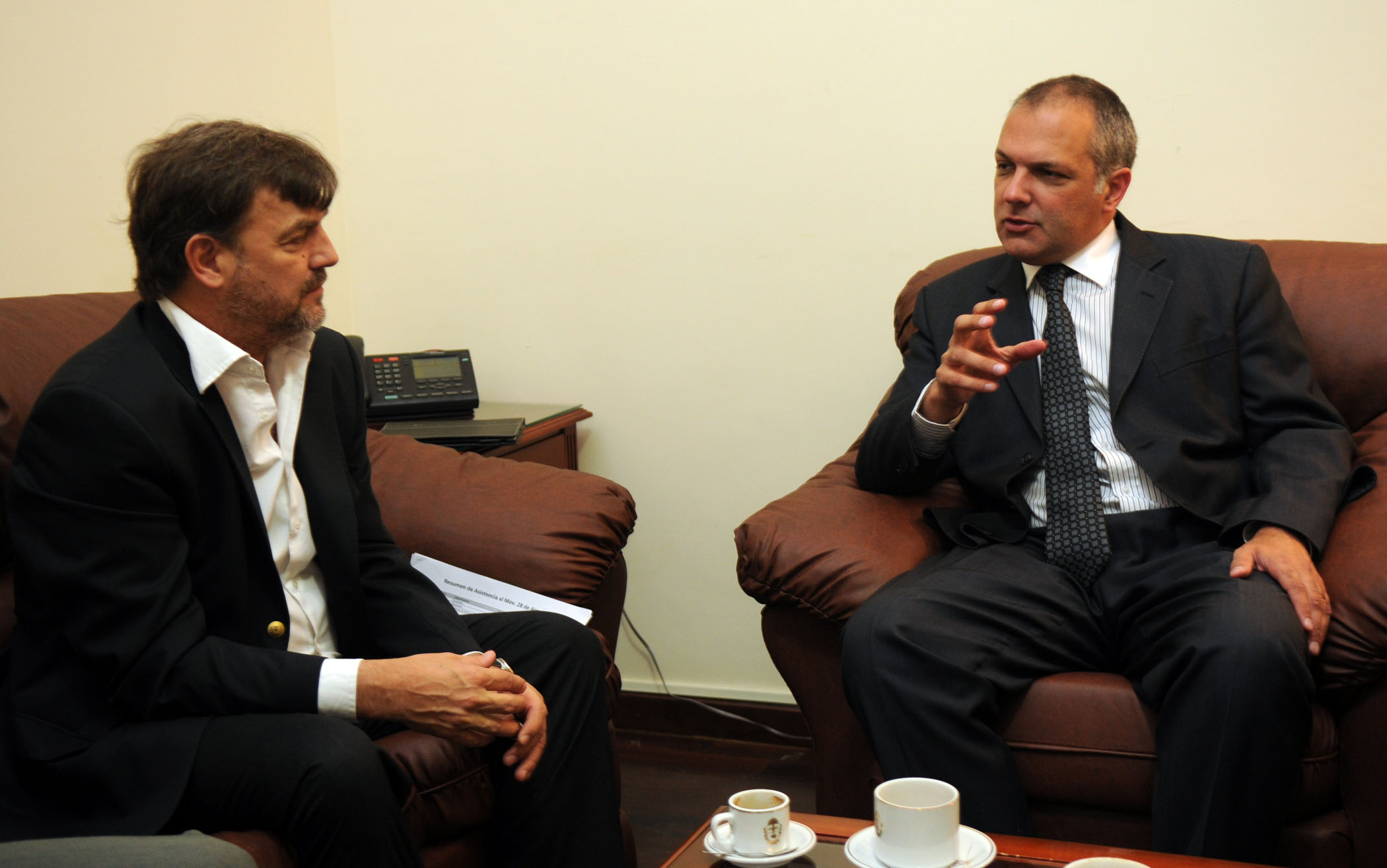 Buzzi comienza la ronda de reuniones con intendentes